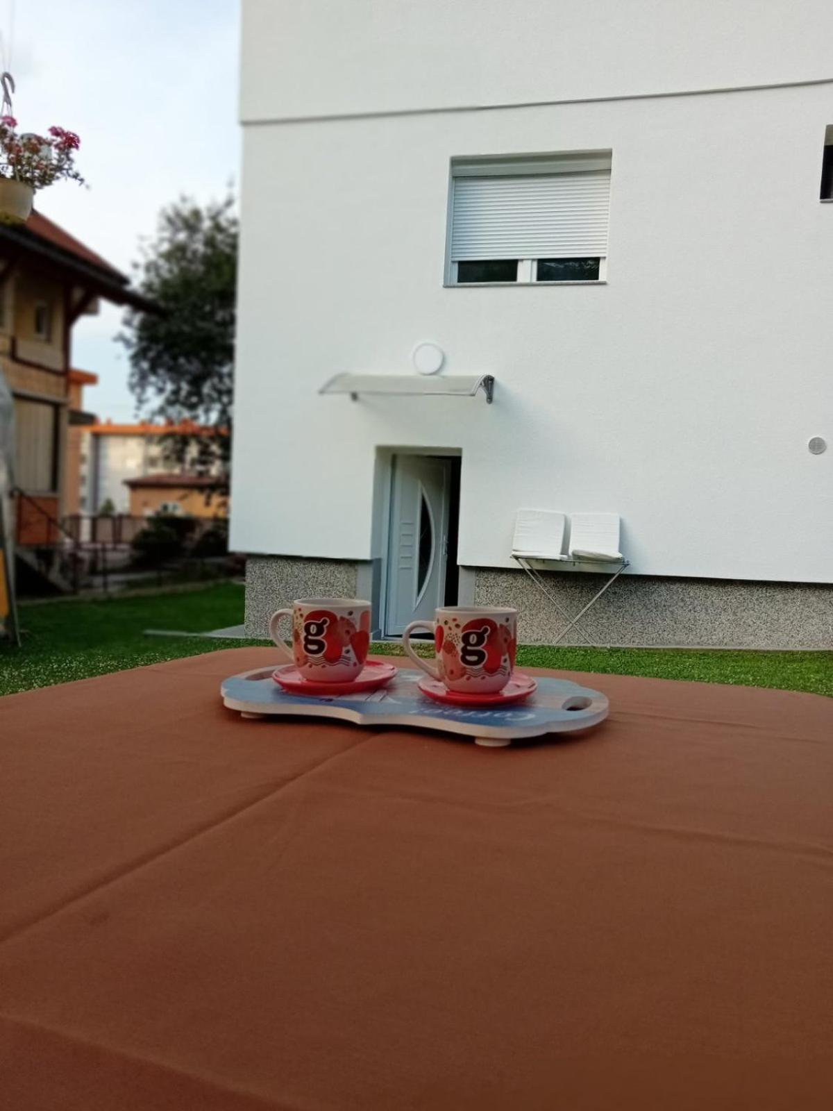 Aurora Daire Visoko Dış mekan fotoğraf