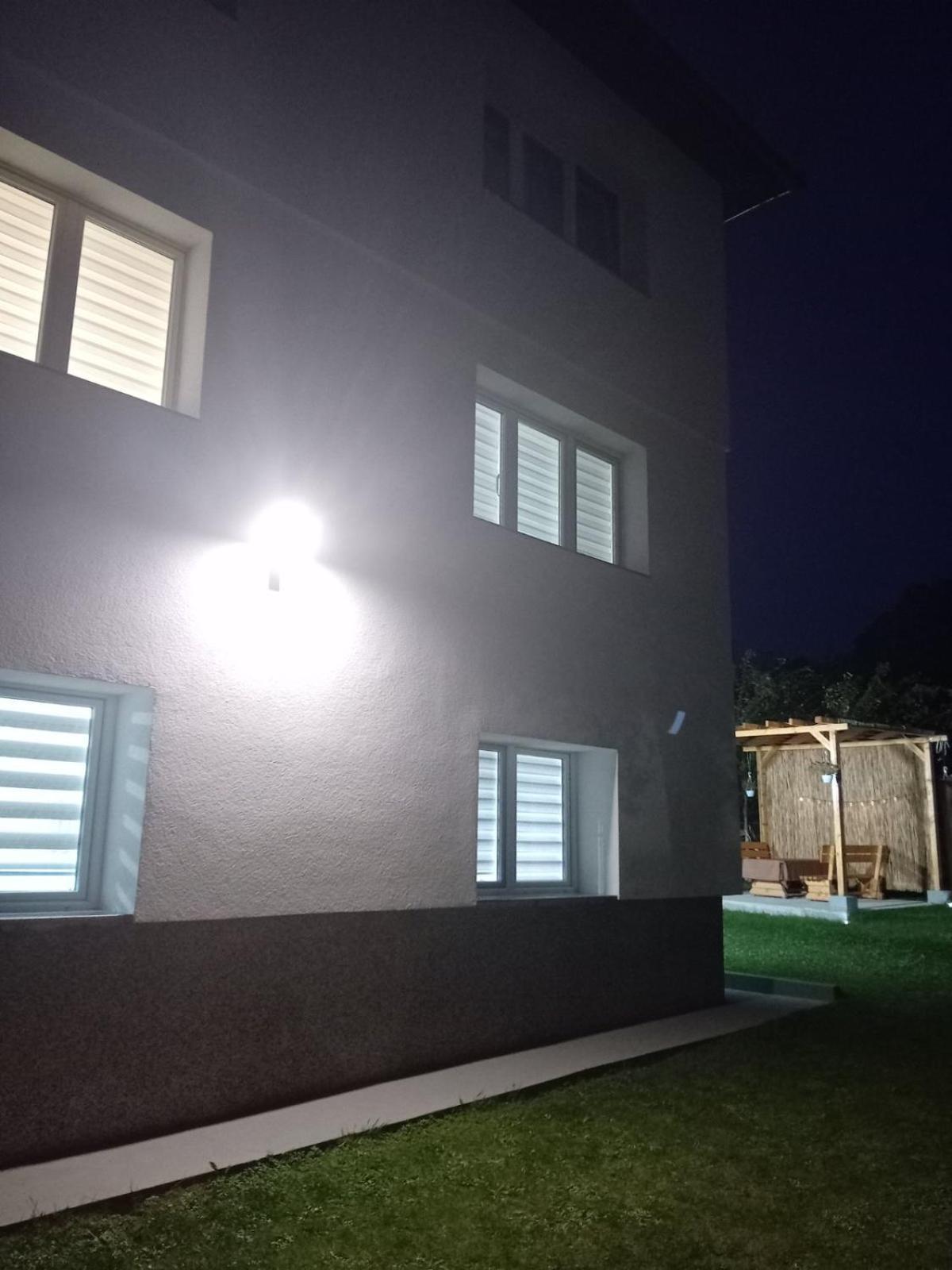 Aurora Daire Visoko Dış mekan fotoğraf